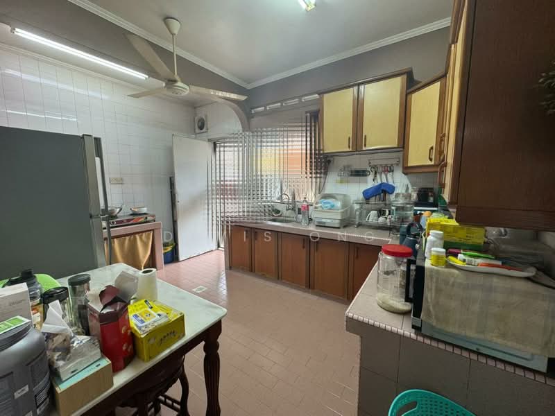 1-storey Terraced House for Sale in Taman Ehsan (Kepong) - Davis Ong - Kitchen - PropertyGuru.com.my