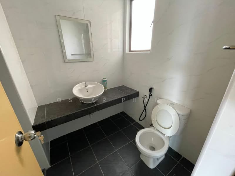 Servis Apartment untuk Disewa di Ritze Perdana 1 - Oscar Phang - Bathroom - PropertyGuru.com.my