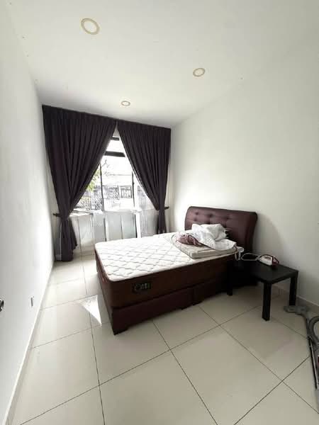 Rumah Teres 2 Tingkat untuk Dijual di Eco Summer (Johor Bahru) - Wee Howe - Bedroom - PropertyGuru.com.my