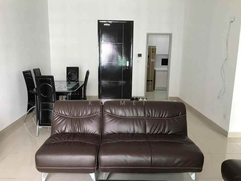 Service Residence for Sale at D'Summit Residences - Ku Mei - Living Room - PropertyGuru.com.my