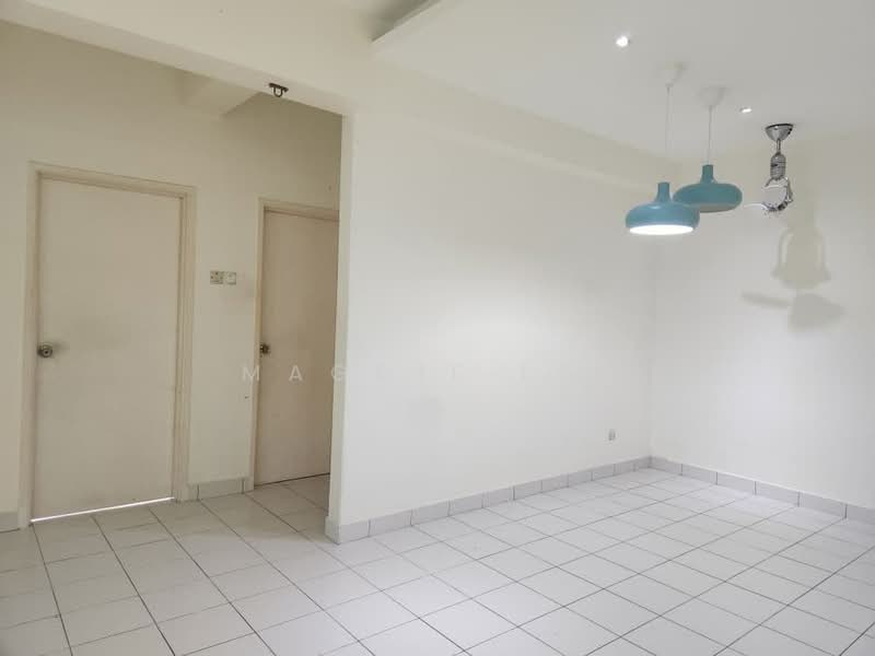 Pangsapuri untuk Dijual di Danga View Apartment - Maggie Lee - Interior - PropertyGuru.com.my