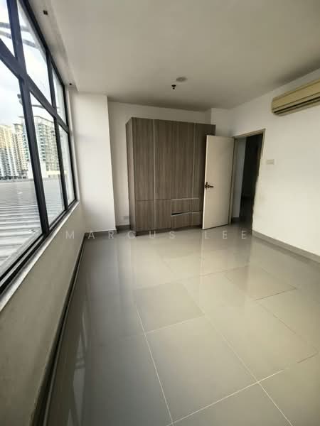 Service Residence for Rent at Emerald Avenue - Marcus Lee - Interior - PropertyGuru.com.my