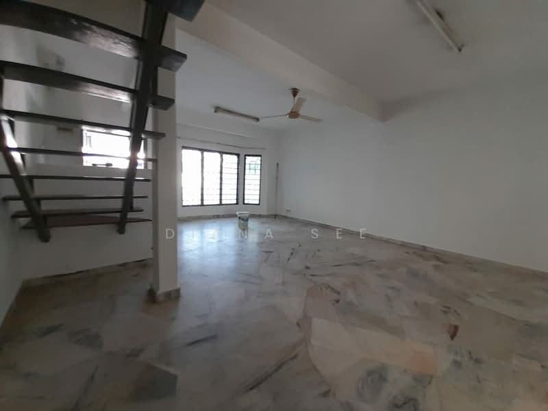 2-storey Terraced House for Rent in Taman Sri Sentosa (Klang) - Diana See - Living Room - PropertyGuru.com.my