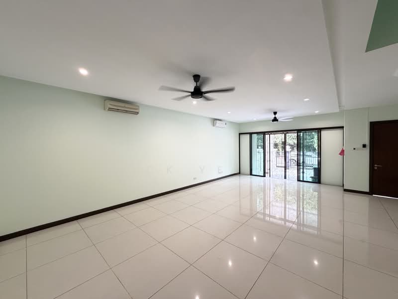 Terraced House for Sale in Bandar Kinrara Seksyen 8 (Bandar Kinrara) - CK Yee - Living Room - PropertyGuru.com.my