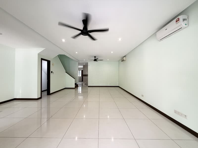 Terraced House for Sale in Bandar Kinrara Seksyen 8 (Bandar Kinrara) - CK Yee - Living Room - PropertyGuru.com.my