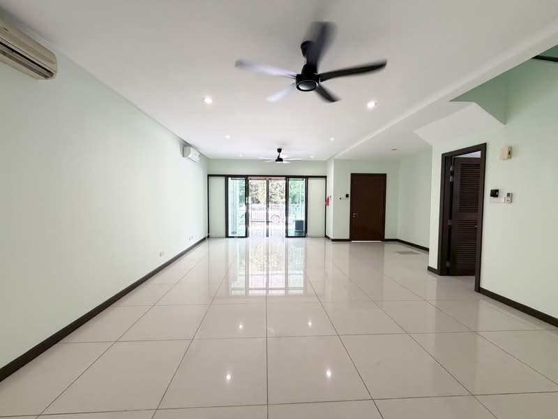 Terraced House for Sale in Bandar Kinrara Seksyen 8 (Bandar Kinrara) - CK Yee - Living Room - PropertyGuru.com.my