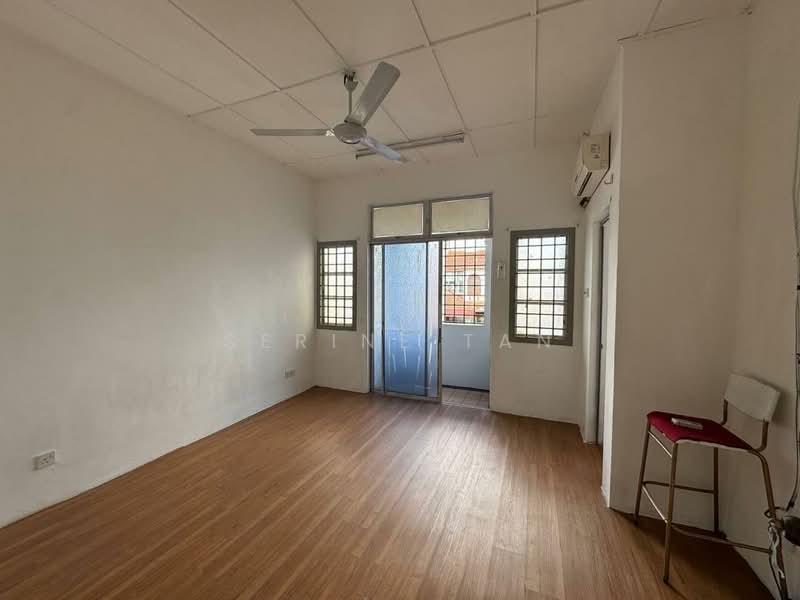 2-storey Terraced House for Rent in Bukit Indah (Iskandar Puteri (Nusajaya)) - Serine Tan - Living Room - PropertyGuru.com.my
