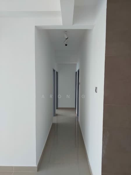 Service Residence for Sale at Amerin Residence - Sharon Goh - Corridor - PropertyGuru.com.my