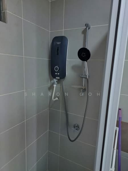 Service Residence for Sale at Amerin Residence - Sharon Goh - Bathroom - PropertyGuru.com.my