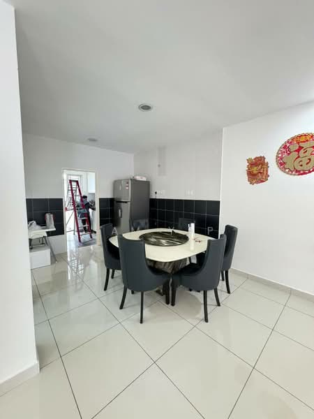 Servis Apartment untuk Disewa di THE SENAI GARDEN (PANGSAPURI IMPIAN SENAI) - Sam Yap - Dining Room - PropertyGuru.com.my