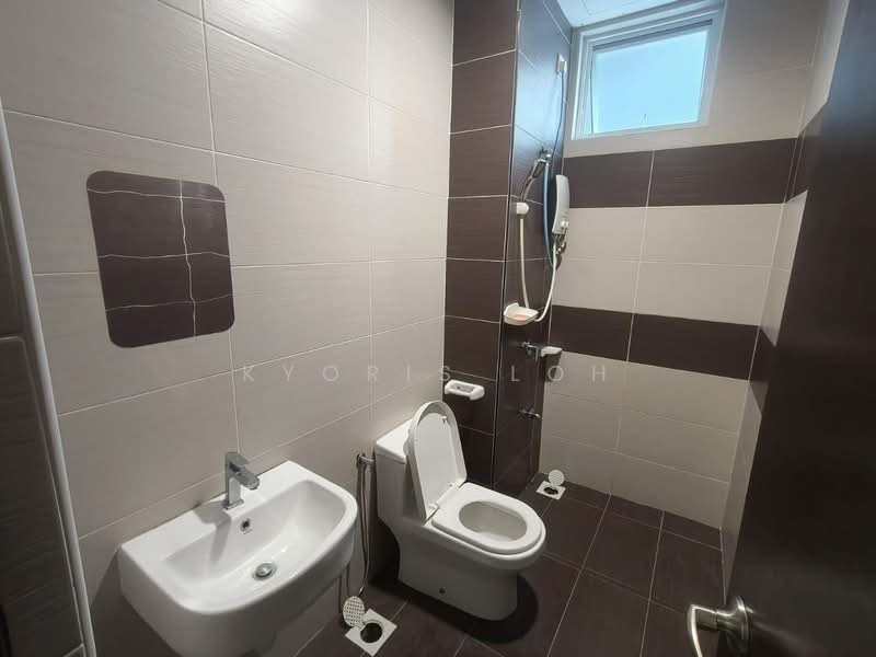 Kondominium untuk Disewa di M Condominium @ Larkin - Kyoris Loh - Bathroom - PropertyGuru.com.my