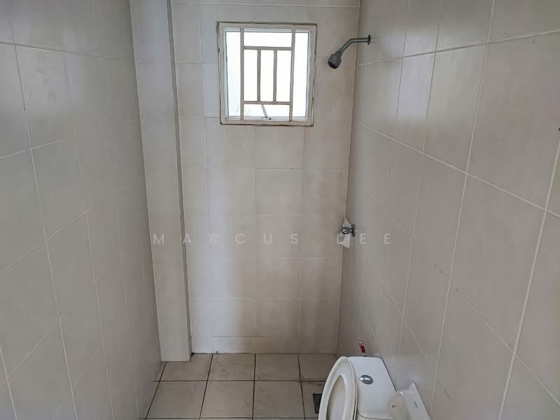 Kondominium untuk Disewa di Radius Residence - Marcus Lee - Bathroom - PropertyGuru.com.my