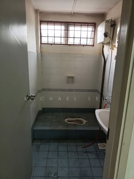 Apartment for Sale at Jasmine Court - Michael Lee - Bathroom - PropertyGuru.com.my