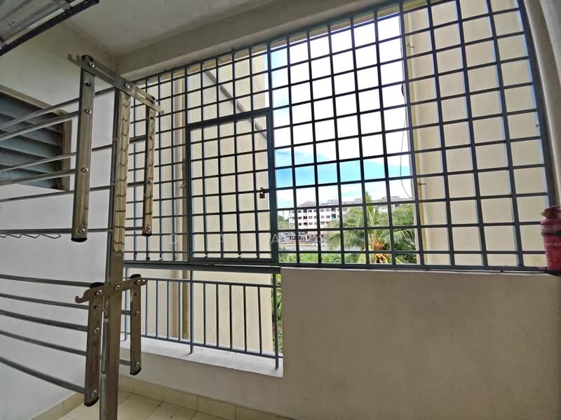 Apartment for Rent at Pangsapuri Kasuarina - Diana See - Balcony - PropertyGuru.com.my