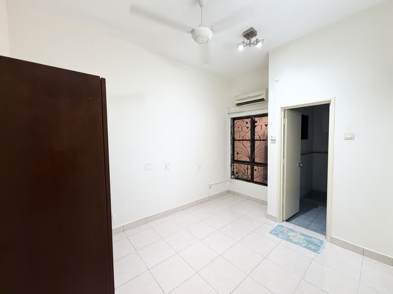 Terraced House for Sale in Bandar Kinrara Seksyen 6 (Bandar Kinrara) - CK Yee - Interior - PropertyGuru.com.my