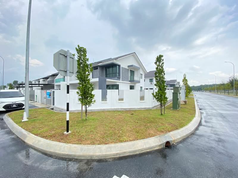 Terraced House for Sale in Hulu Langat (Selangor) - Terry Yee - Exterior - PropertyGuru.com.my