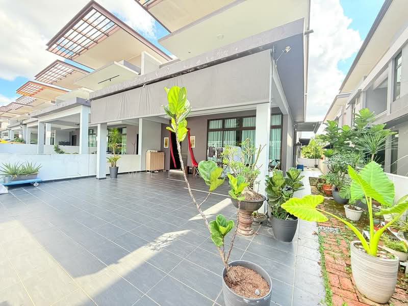 Rumah Kluster untuk Dijual di Setia Eco Cascadia (Tebrau) - Wee Howe - Exterior - PropertyGuru.com.my