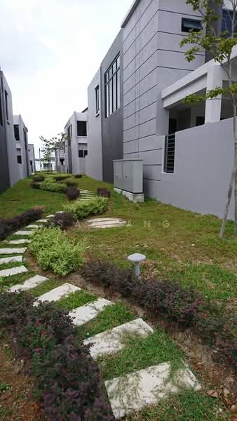 2-storey Terraced House for Sale in Semenyih (Selangor) - Sam Ang - Exterior - PropertyGuru.com.my