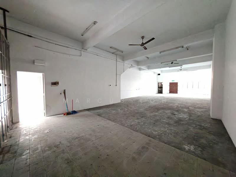 Shop for Rent in Taman Molek (Johor Bahru) - Marcus Loh - PropertyGuru.com.my