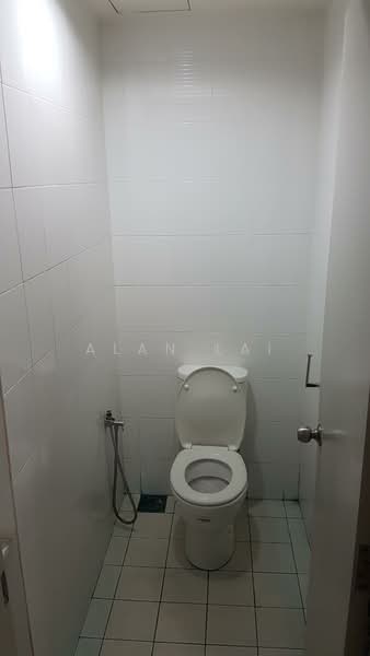 Service Residence for Sale at The Domain (Domain 1) @ NeoCyber - Alan Lai - Bathroom - PropertyGuru.com.my