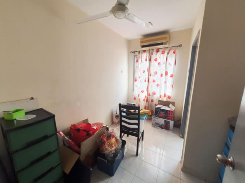 Terraced House for Sale in TAMAN PUCHONG UTAMA (Puchong) - Roy Kong - Interior - PropertyGuru.com.my