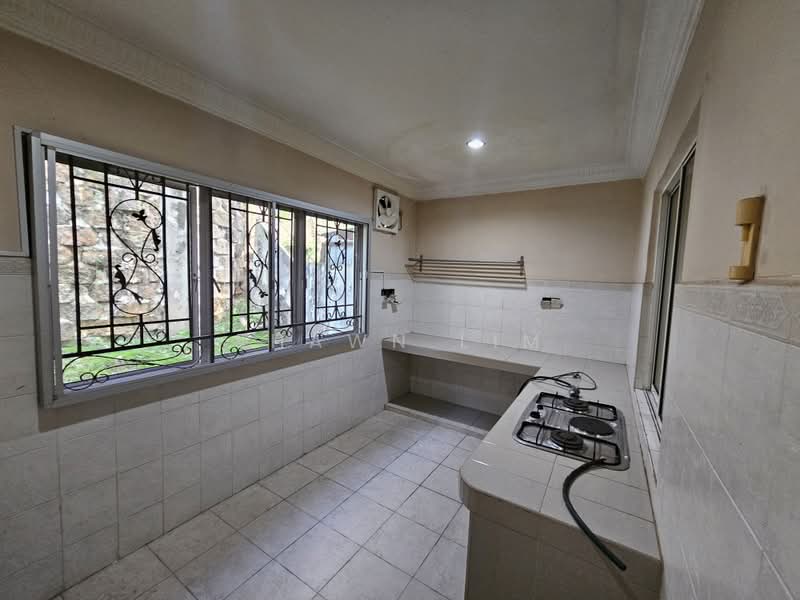 Semi-Detached House for Sale in Bukit Damansara (Damansara Heights) - Shawn Lim - Kitchen - PropertyGuru.com.my
