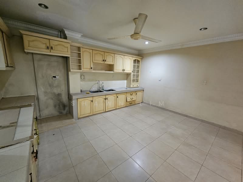 Semi-Detached House for Sale in Bukit Damansara (Damansara Heights) - Shawn Lim - Kitchen - PropertyGuru.com.my