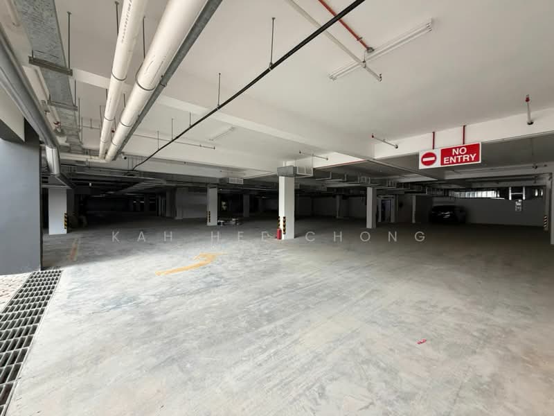 Kedai untuk Disewa di Puchong (Selangor) - Kah Hee Chong - Car Park - PropertyGuru.com.my