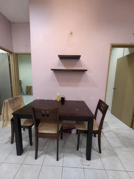 Apartment for Rent at Pangsapuri Seri Cemerlang - Bee Ling - Dining Room - PropertyGuru.com.my