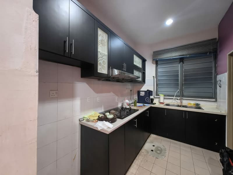 Apartment for Rent at Pangsapuri Seri Cemerlang - Bee Ling - Kitchen - PropertyGuru.com.my