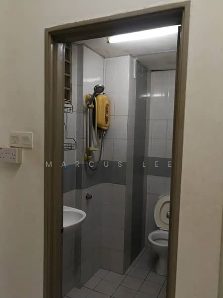 Apartment for Rent at 162 Residency - Marcus Lee - Bathroom - PropertyGuru.com.my