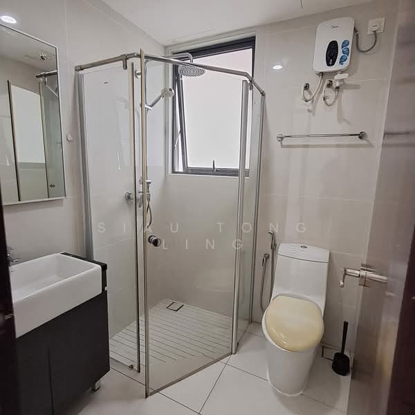 Condominium for Rent at Royal Strand @ Country Garden Danga Bay - Siau Tong Ling - PropertyGuru.com.my