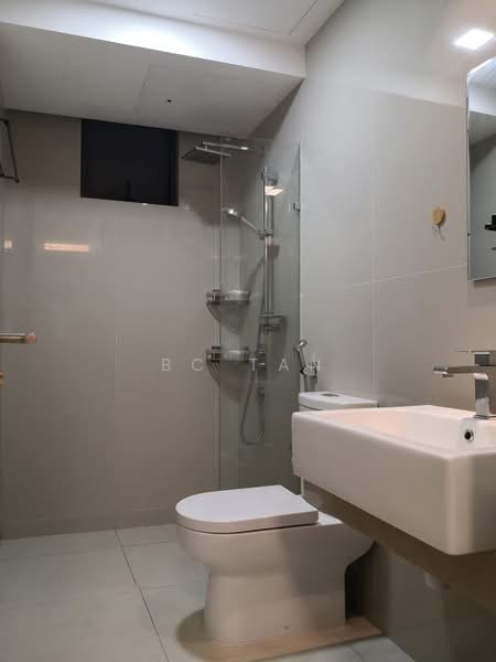 Service Residence for Sale at United Point (Residensi Berpadu) - BC TAN - Bathroom - PropertyGuru.com.my