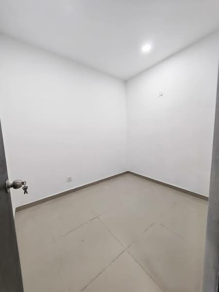 1-storey Terraced House for Sale in Taman Puteri Wangsa (Ulu Tiram) - Iden Tan - Interior - PropertyGuru.com.my
