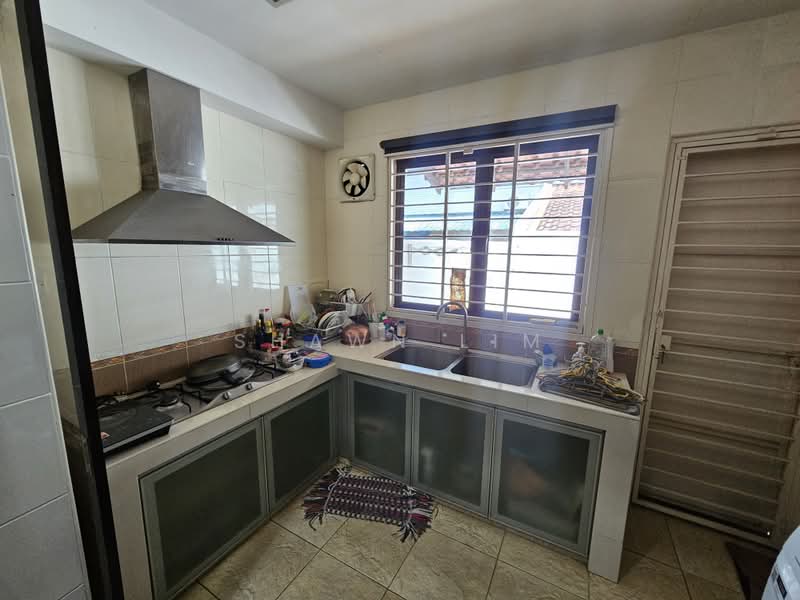 Semi-Detached House for Sale in Bukit Damansara (Damansara Heights) - Shawn Lim - Kitchen - PropertyGuru.com.my