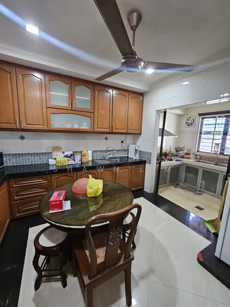Semi-Detached House for Sale in Bukit Damansara (Damansara Heights) - Shawn Lim - Kitchen - PropertyGuru.com.my