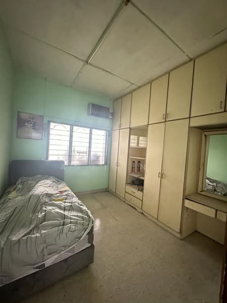 1-storey Terraced House for Sale in Selayang (Selangor) - Angie Ng - Bedroom - PropertyGuru.com.my