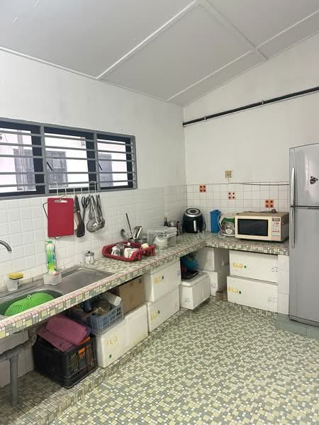 1-storey Terraced House for Sale in Selayang (Selangor) - Angie Ng - Kitchen - PropertyGuru.com.my