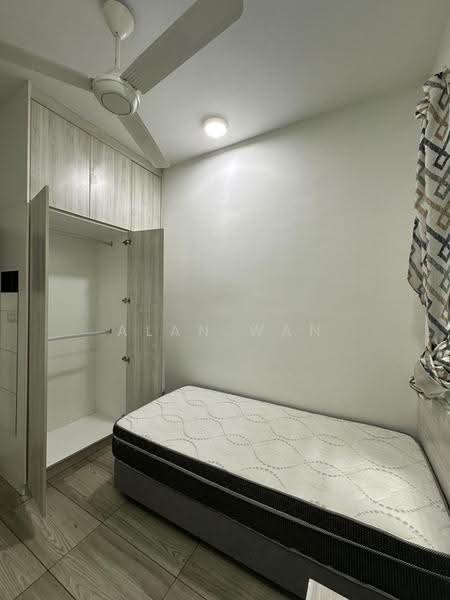 Kediaman Servis untuk Dijual di Kenwingston Square Garden - Alan Wan - Bedroom - PropertyGuru.com.my