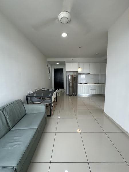 Kediaman Servis untuk Dijual di Kenwingston Square Garden - Alan Wan - Living Room - PropertyGuru.com.my