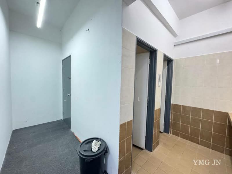 Kedai / Pejabat untuk Disewa di Setia Alam ( Anjung Sari) (Setia Alam) - Joanne Lim - Corridor - PropertyGuru.com.my