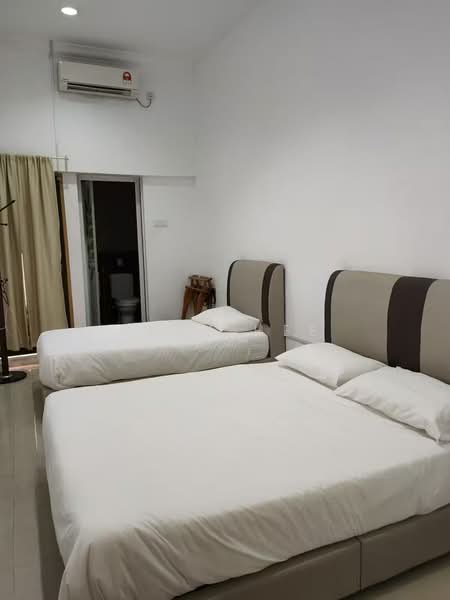 Bungalow for Rent in Taman Melodies (Johor Bahru) - Reny Hee - Bedroom - PropertyGuru.com.my