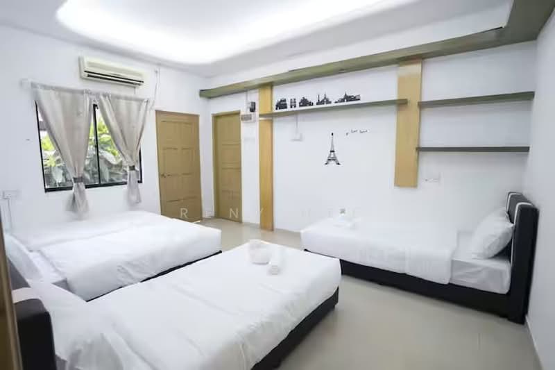 Bungalow for Rent in Taman Melodies (Johor Bahru) - Reny Hee - Bedroom - PropertyGuru.com.my