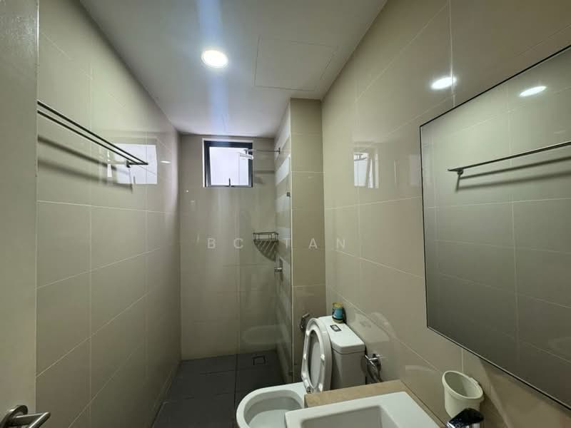 Service Residence for Sale at United Point (Residensi Berpadu) - BC TAN - Bathroom - PropertyGuru.com.my