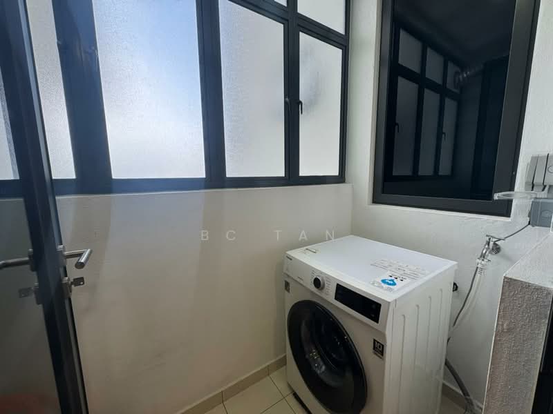 Service Residence for Sale at United Point (Residensi Berpadu) - BC TAN - PropertyGuru.com.my