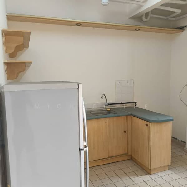 Kondominium untuk Dijual di Sri Manja Court - Michael Lee - Kitchen - PropertyGuru.com.my