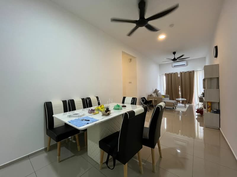 Kondominium untuk Disewa di D'Aman Residence - Ryan Ooi - Dining Room - PropertyGuru.com.my
