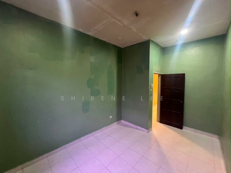 Rumah Teres 1 Tingkat untuk Dijual di Taman Bestari Indah (Ulu Tiram) - Shirene Lee - PropertyGuru.com.my