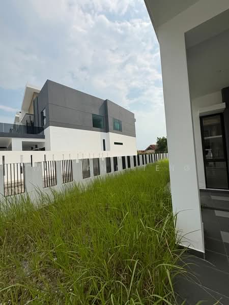 Rumah Teres 2 Tingkat untuk Dijual di Legasi 1 (Puchong) - Wai Ann Teng - Exterior - PropertyGuru.com.my