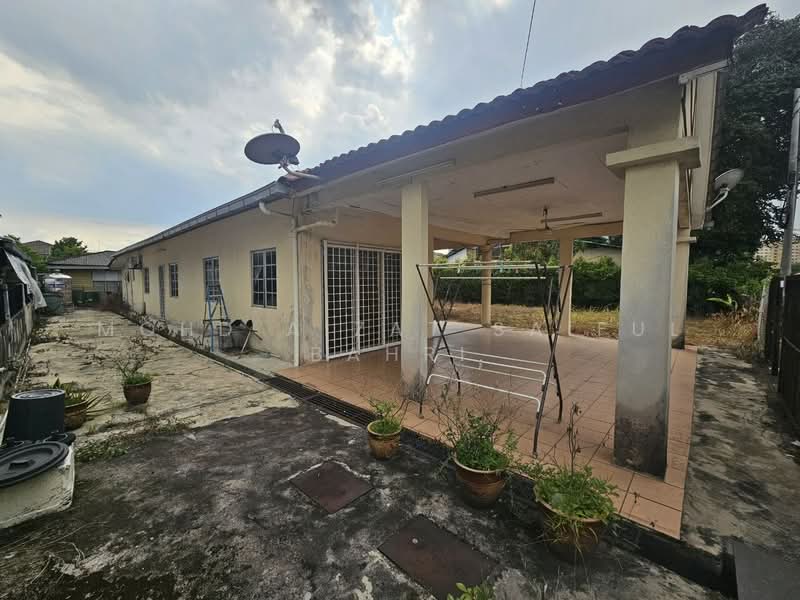 Bungalow for Sale in Kampung Melayu Ampang (Ampang) - Mohd Aizat Saiful Bahri - Exterior - PropertyGuru.com.my